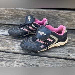 RAWLINGS WOMENS PINK & BLACK BASEBALL CLEATS SIZE 8